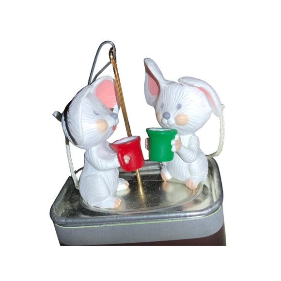 Hallmark  Hershey’s Warm and Special Friends Keepsake Ornament - Picture 6 of 16